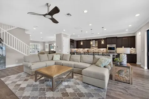 5041 Grandiflora Road Palm Beach Gardens FL 33418