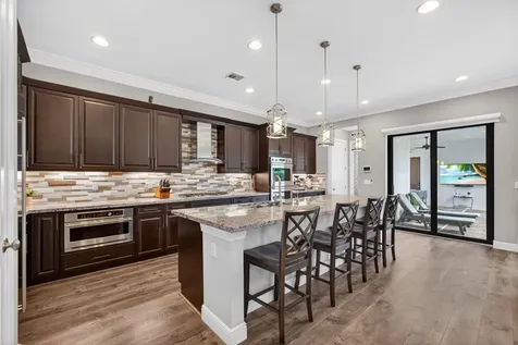 5041 Grandiflora Road Palm Beach Gardens FL 33418