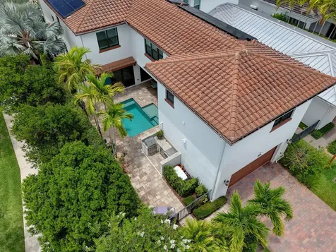 5041 Grandiflora Road Palm Beach Gardens FL 33418