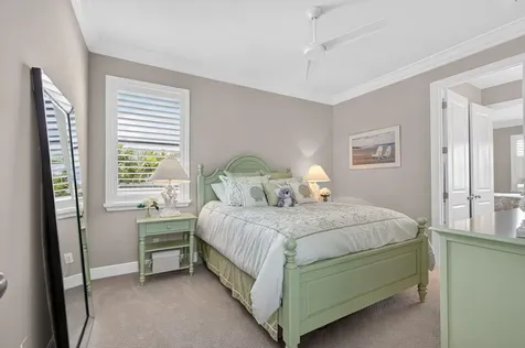 5041 Grandiflora Road Palm Beach Gardens FL 33418