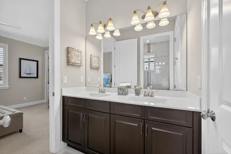 5041 Grandiflora Road Palm Beach Gardens FL 33418