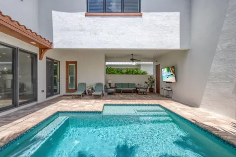 5041 Grandiflora Road Palm Beach Gardens FL 33418