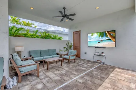 5041 Grandiflora Road Palm Beach Gardens FL 33418
