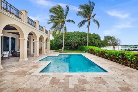 3215 S Flagler Drive West Palm Beach FL 33405
