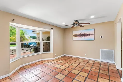 7815 Nw 1st Street Margate FL 33063