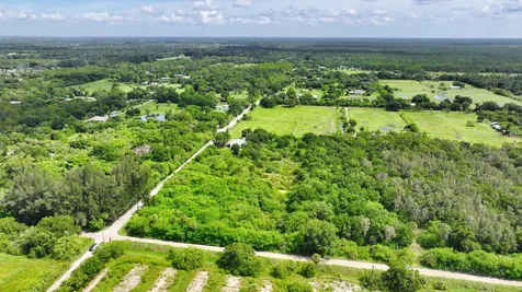 13380 101st Street Fellsmere FL 32948