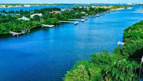 3605 S Ocean Boulevard South Palm Beach FL 33480