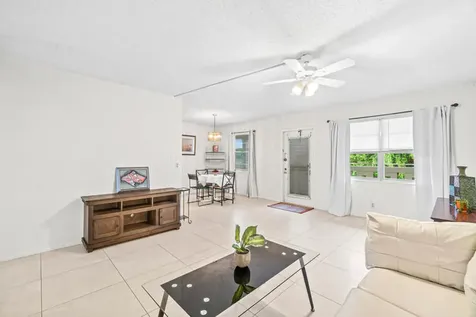 3051 Ainslie D Boca Raton FL 33434