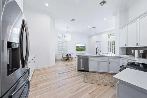 102 Via Santa Cruz Jupiter FL 33458