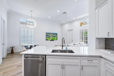 102 Via Santa Cruz Jupiter FL 33458