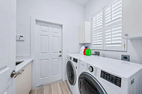 102 Via Santa Cruz Jupiter FL 33458