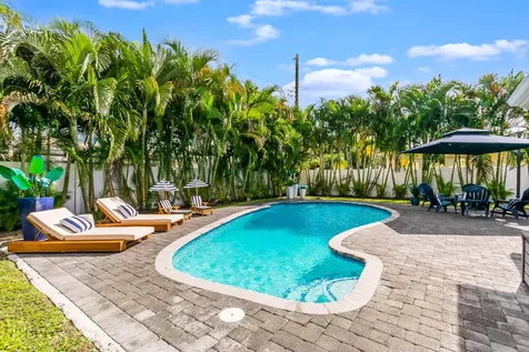 2830 SW 5th Street Boynton Beach FL 33435