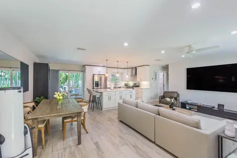 2830 SW 5th Street Boynton Beach FL 33435