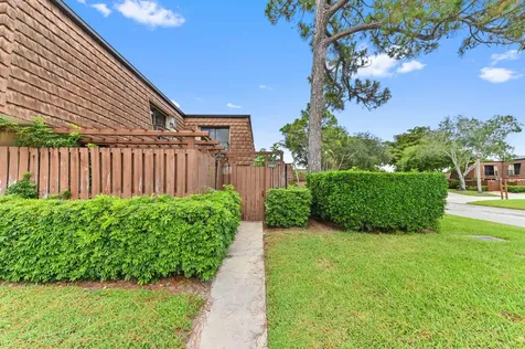 2423 24th Lane Greenacres FL 33463