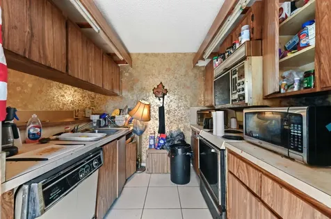 2423 24th Lane Greenacres FL 33463