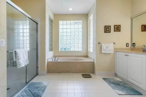 5422 Landon Circle Boynton Beach FL 33437