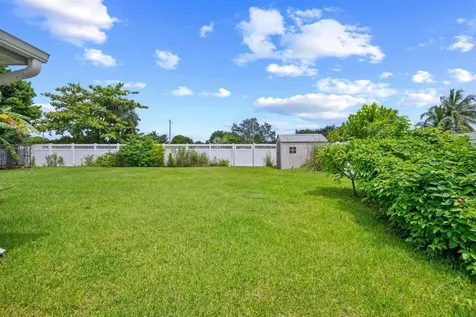 1172 Grandview Circle Royal Palm Beach FL 33411