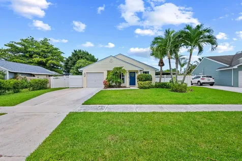 1172 Grandview Circle Royal Palm Beach FL 33411