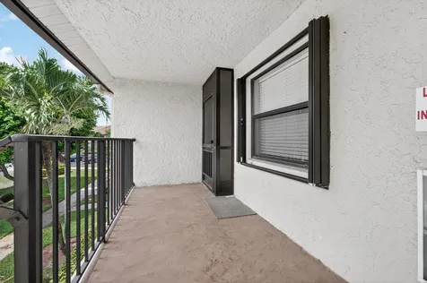 7903 Willow Spring Drive Lake Worth FL 33467