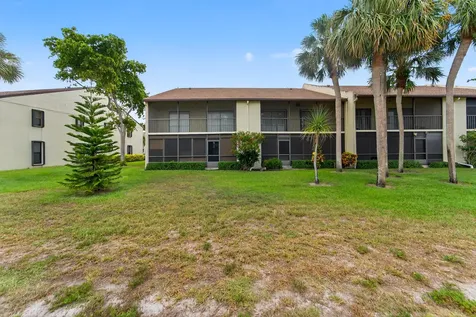 7903 Willow Spring Drive Lake Worth FL 33467