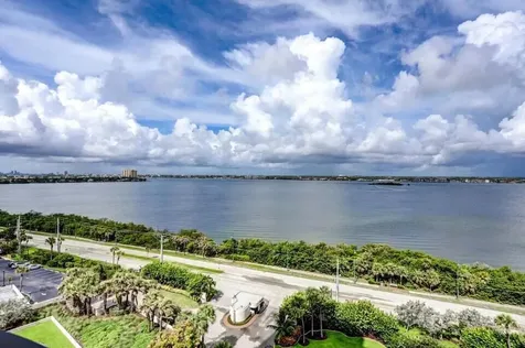 5380 N Ocean Drive Singer Island FL 33404