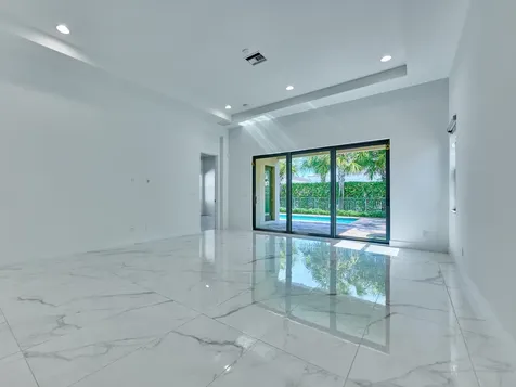 13501 Artisan Circle Palm Beach Gardens FL 33418