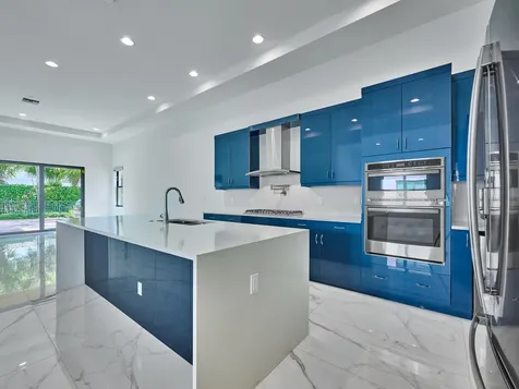 13501 Artisan Circle Palm Beach Gardens FL 33418