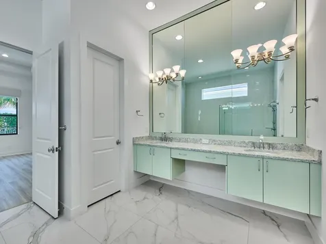 13501 Artisan Circle Palm Beach Gardens FL 33418