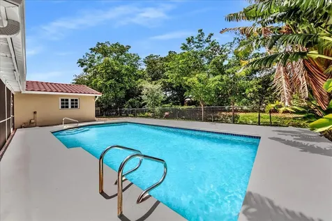 11061 Nw 45th Street Coral Springs FL 33065