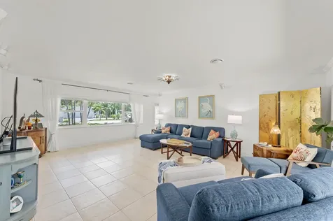 550 Ne 5th Street Pompano Beach FL 33060