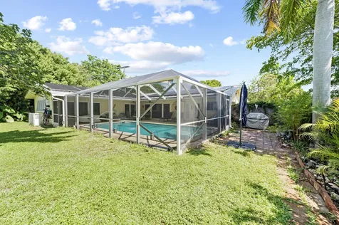 550 Ne 5th Street Pompano Beach FL 33060