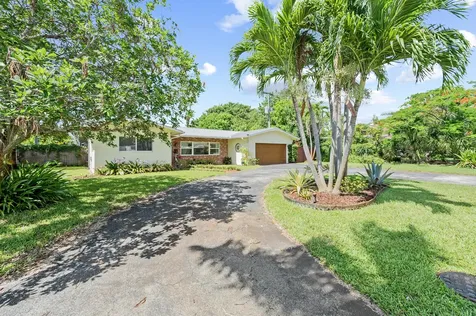 550 Ne 5th Street Pompano Beach FL 33060