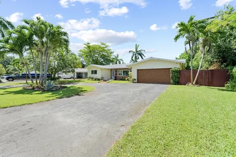 550 Ne 5th Street Pompano Beach FL 33060