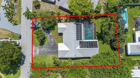 550 Ne 5th Street Pompano Beach FL 33060