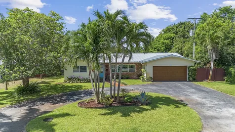 550 Ne 5th Street Pompano Beach FL 33060