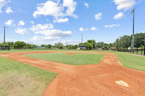 550 Ne 5th Street Pompano Beach FL 33060