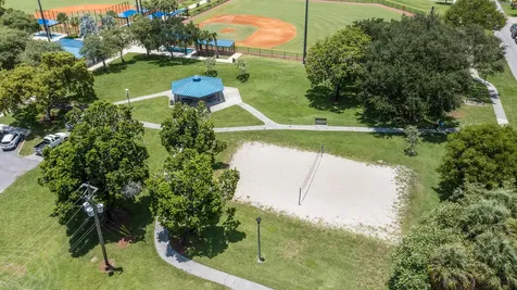 550 Ne 5th Street Pompano Beach FL 33060