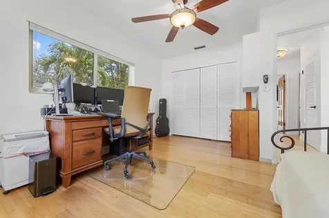 550 Ne 5th Street Pompano Beach FL 33060