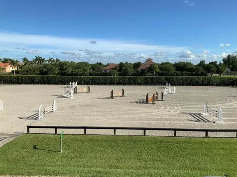 4591 South Road Wellington FL 33414
