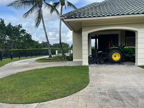4591 South Road Wellington FL 33414
