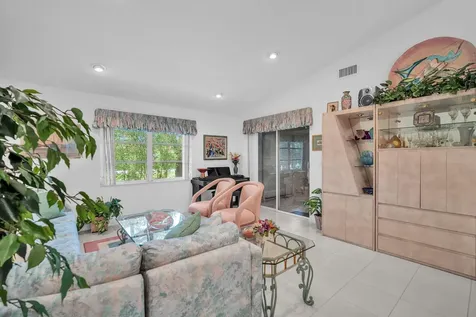 9976 Seacrest Circle Boynton Beach FL 33437