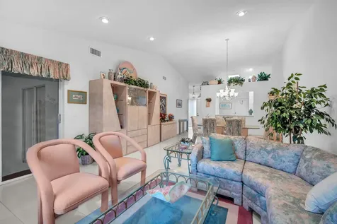 9976 Seacrest Circle Boynton Beach FL 33437