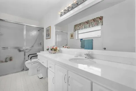 9976 Seacrest Circle Boynton Beach FL 33437