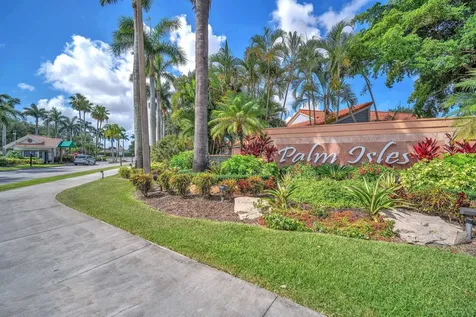 9976 Seacrest Circle Boynton Beach FL 33437