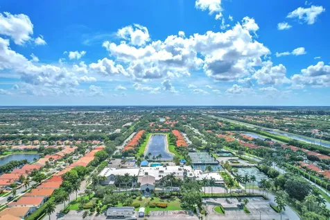 9976 Seacrest Circle Boynton Beach FL 33437
