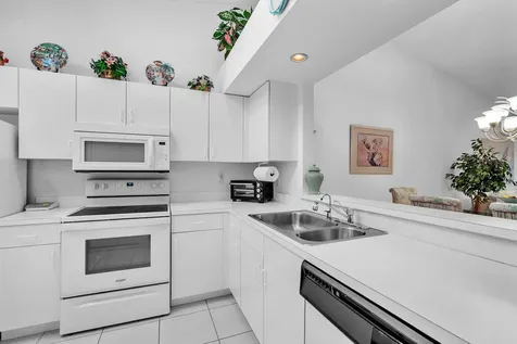 9976 Seacrest Circle Boynton Beach FL 33437