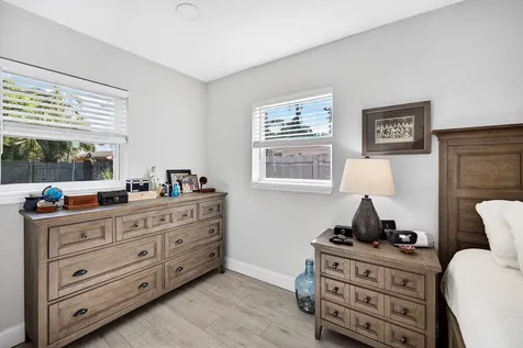 1473 Ne 25 Street Pompano Beach FL 33064