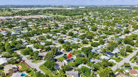 1473 Ne 25 Street Pompano Beach FL 33064