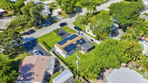 1473 Ne 25 Street Pompano Beach FL 33064