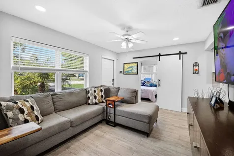 1473 Ne 25 Street Pompano Beach FL 33064